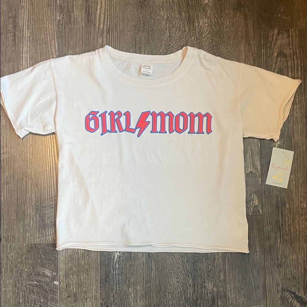 Girl Mom Cropped‎ Graphic Tee Size Small